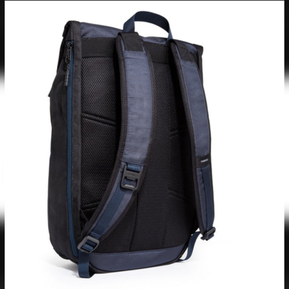 Navy Limited Edition Timbuk2 Traveler's Backpack - Picture 3 of 14